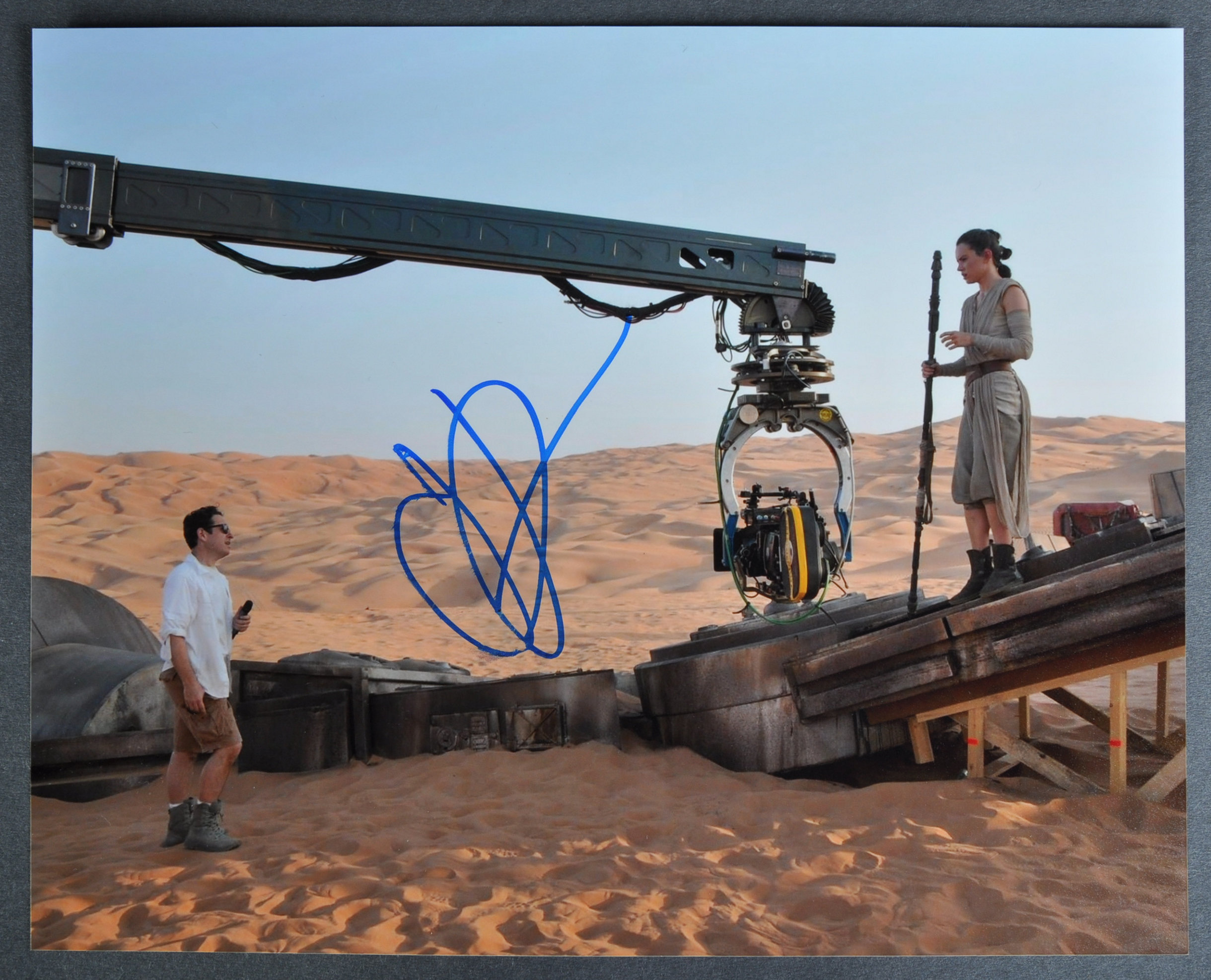 STAR WARS - JJ ABRAMS (DIRECTOR) - AUTOGRAPHED 8X10" PHOTO - AFTAL