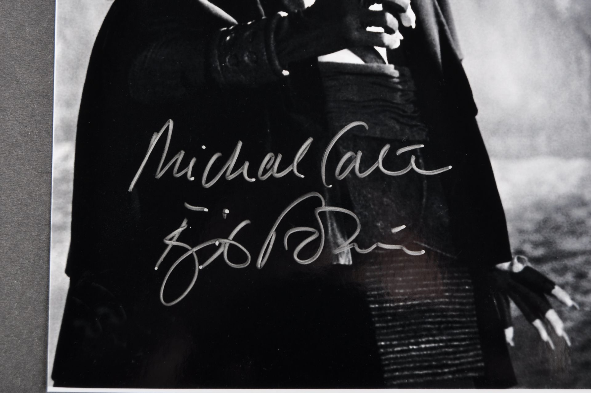 STAR WARS - MICHAEL CARTER (BIB FORTUNA) - SIGNED 8X10" - AFTAL - Bild 2 aus 2