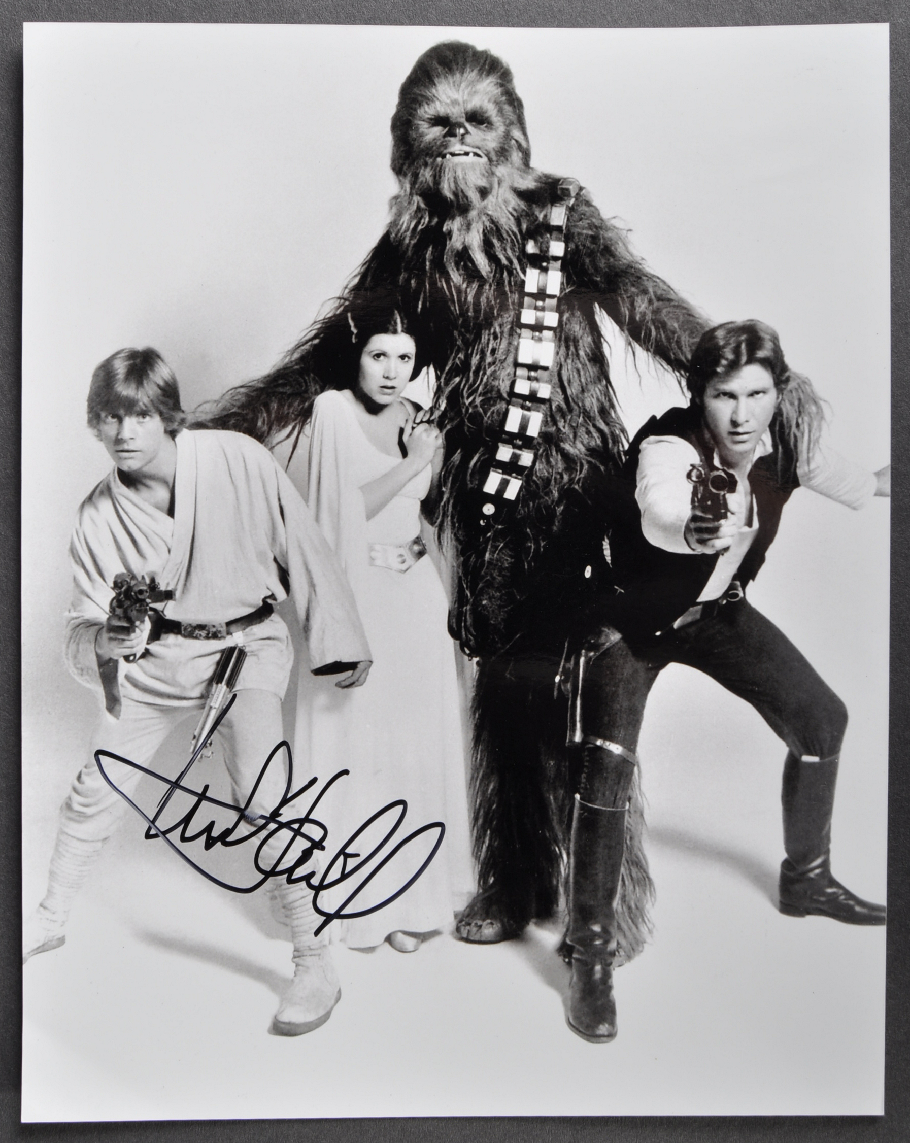 STAR WARS - MARK HAMILL (LUKE SKYWALKER - SIGNED 8X10" - AFTAL CERTIFICATE