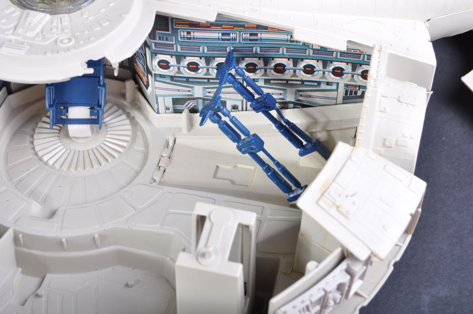 STAR WARS - ORIGINAL VINTAGE PALITOY MILLENNIUM FALCON PLAYSET - Image 4 of 9