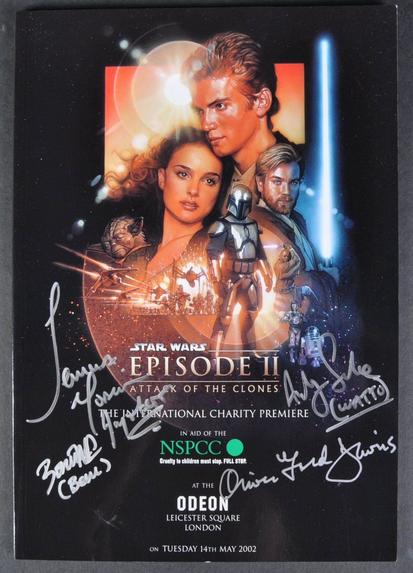 STAR WARS - ATTACK OF THE CLONES - SIGNED PREMIERE BROCHURE