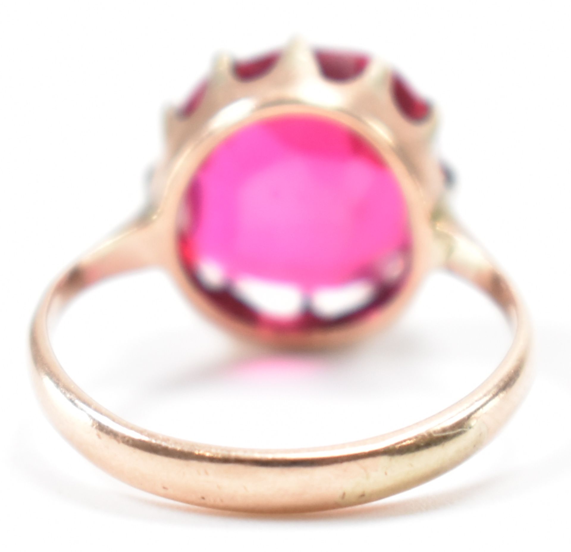 HALLMARKED 9CT GOLD & SYNTHETIC RUBY RING - Image 4 of 8