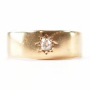 VINTAGE 18CT GOLD & DIAMOND SINGLE STONE GYPSY RING