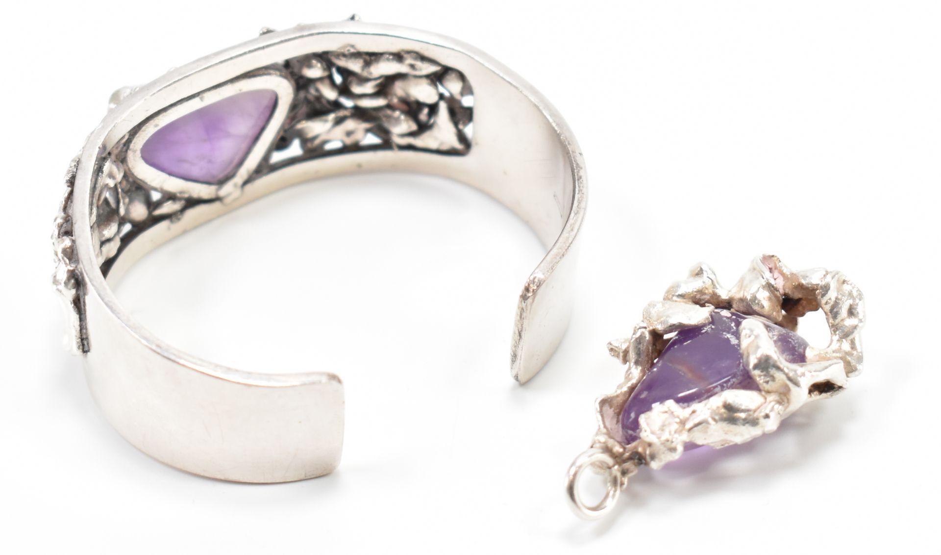 SILVER & AMETHYST PENDANT & BANGLE SUITE - Image 2 of 3