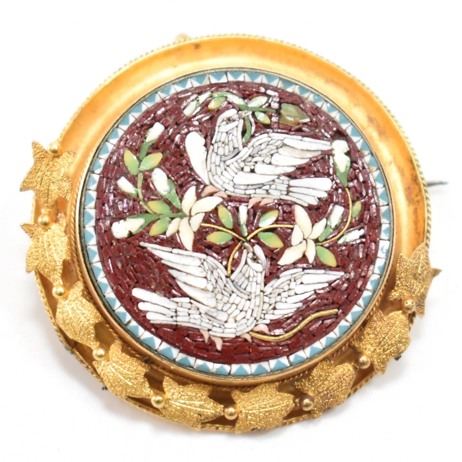 VICTORIAN ETRUSCAN REVIVAL MICRO MOSAIC BROOCH