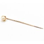 ANTIQUE GOLD & PEARL STICK PIN IN BOX