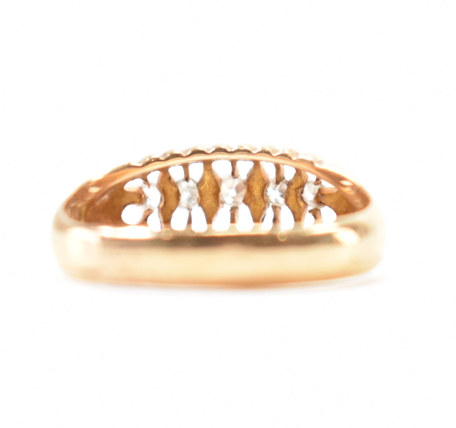 HALLMARKED 18CT GOLD & DIAMOND FIVE STONE RING - Image 3 of 7