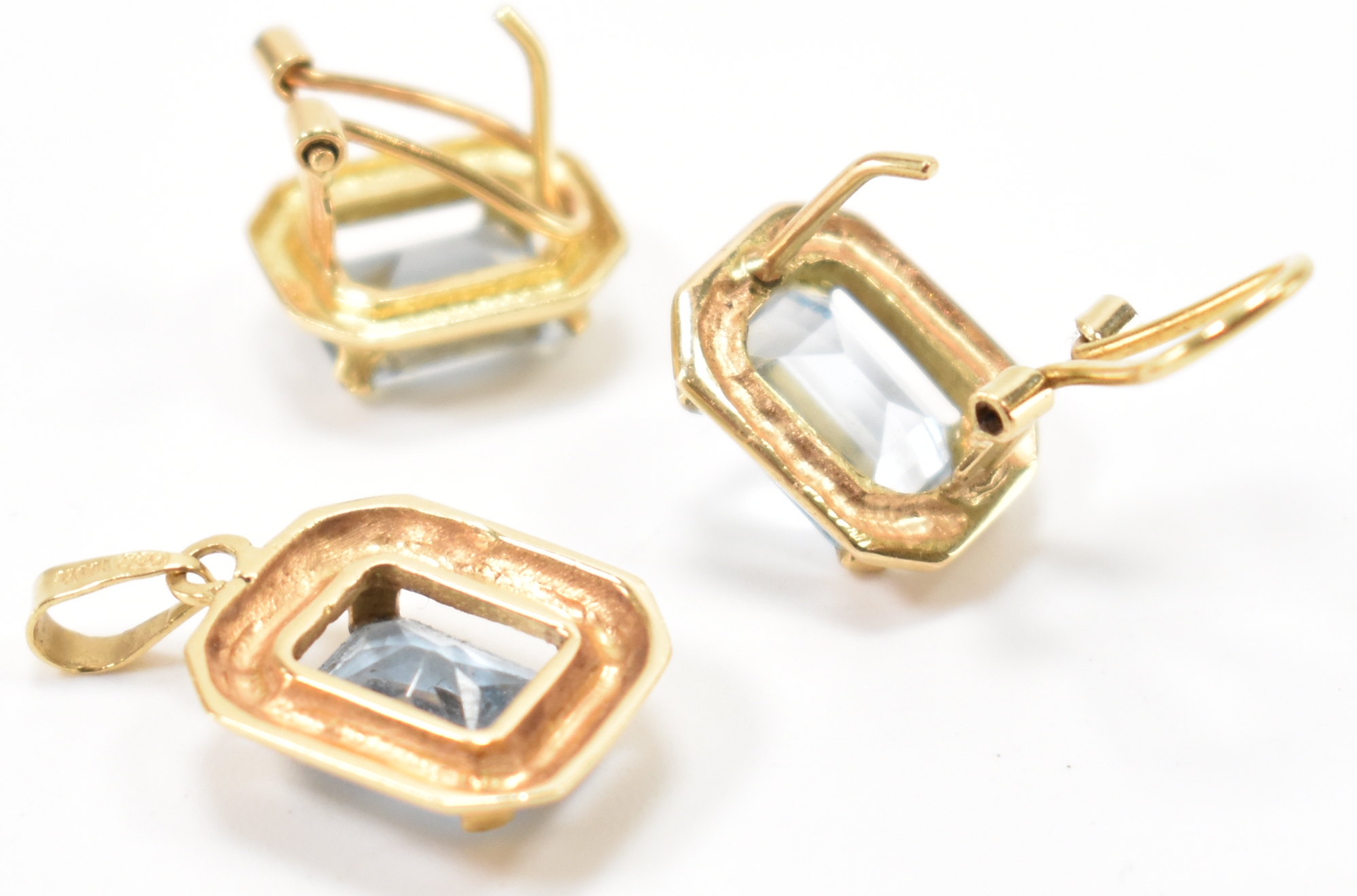 GOLD & AQUAMARINE JEWELLERY SUITE - Image 2 of 4