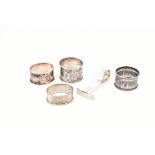 COLLECTION OF HALLMARKED SILVER NAPKIN RINGS & PUSHER