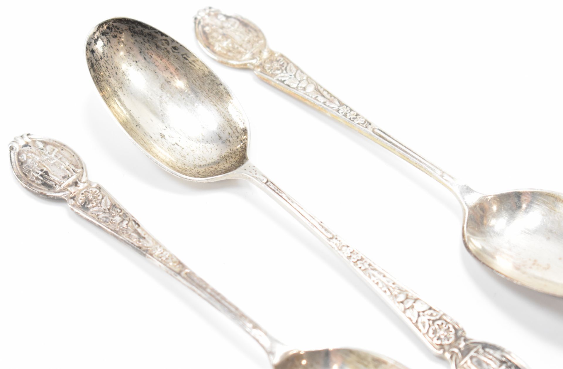 THREE SILVER HALLMARKED ELKINGTON SPOONS - Image 2 of 5