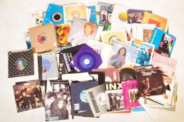 LARGE COLLECTION OF VINTAGE 7" / 45S SINGLE VINYL RECORDS