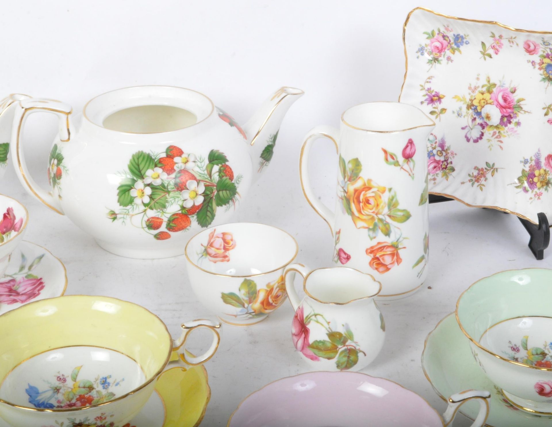 A COLLECTION OF HAMMERSLEY & CO TEA SERVICE ITEMS. - Bild 5 aus 9