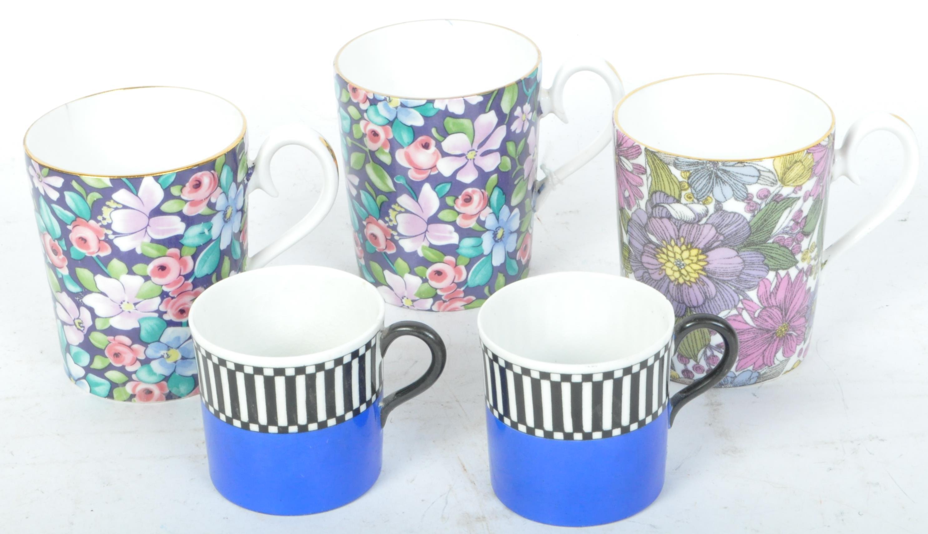 FIVE VINTAGE & EARLIER ROYAL ALBERT & ROYAL WORCESTER COFFEE CUPS