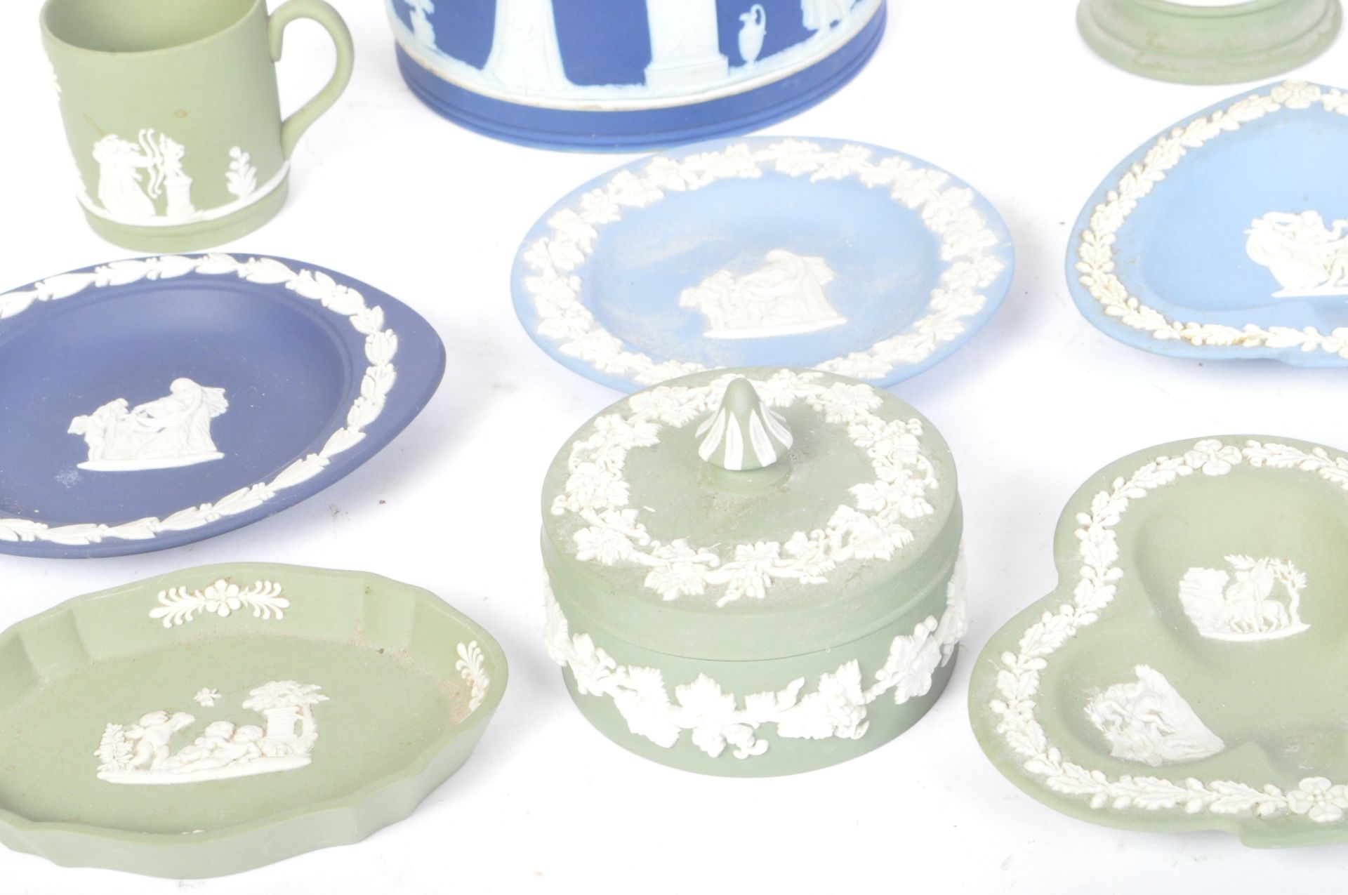 COLLECTION OF VINTAGE BLUE & SEA GREEN WEDGWOOD JASPERWARE - Image 3 of 5