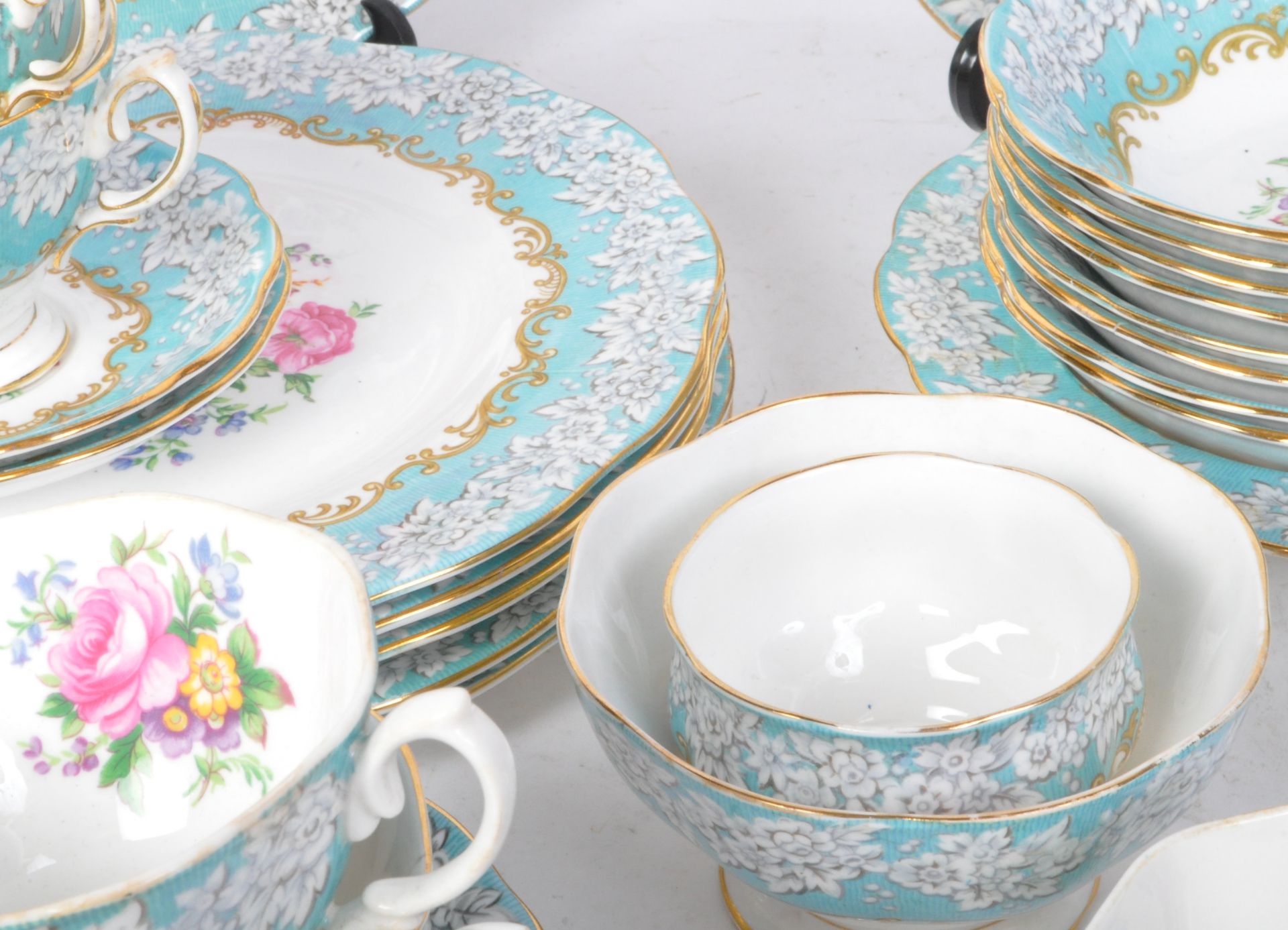 ROYAL ALBERT - ENCHANTMENT - BONE CHINA TEA SERVICE - Bild 8 aus 9