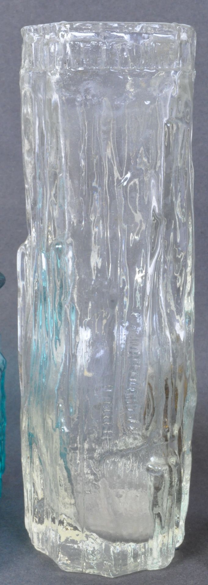 THREE VINTAGE STUDIO ART GLASS VASES IN WHITEFRIARS MANNER - Image 4 of 4