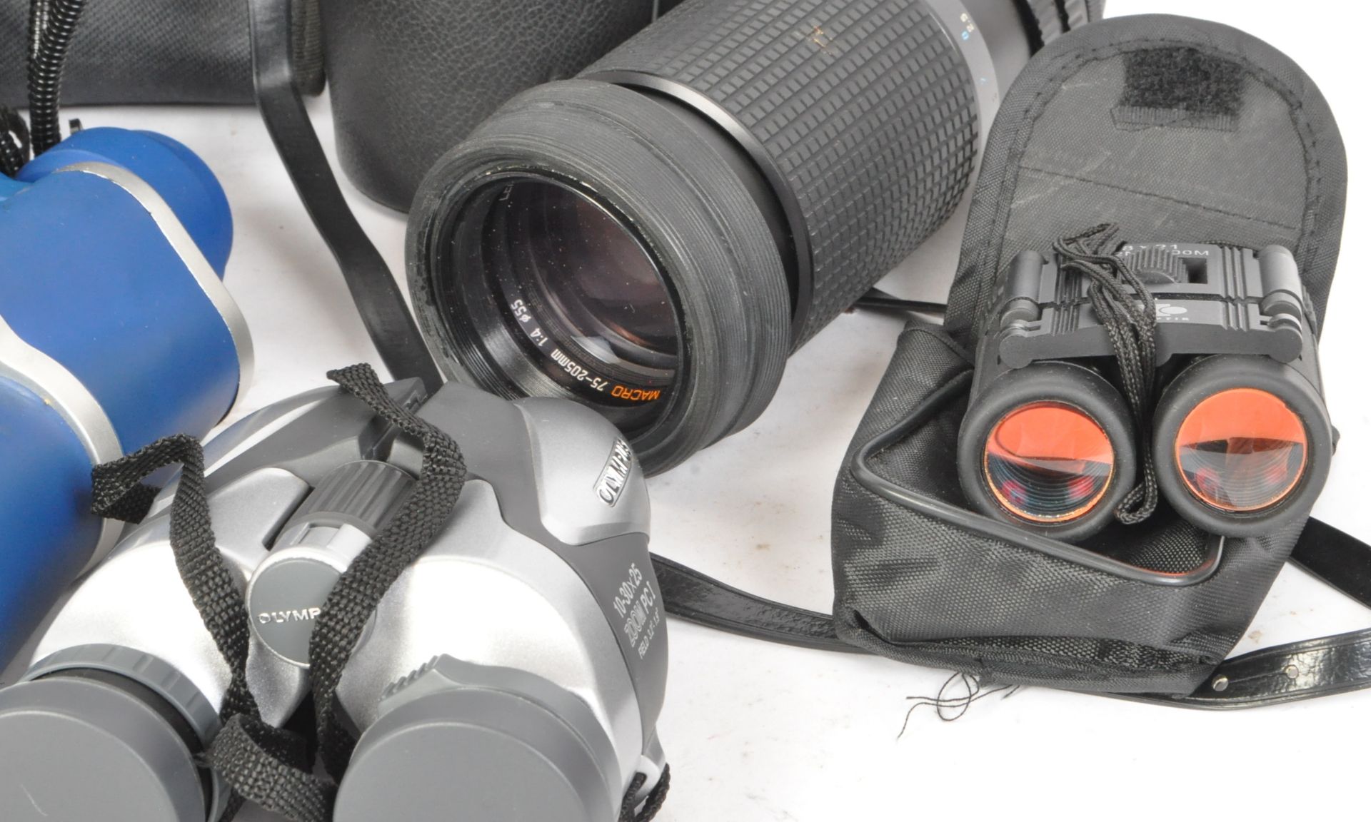 A COLLECTION OF TELEPHOTO LENS & BINOCULARS - Bild 5 aus 5