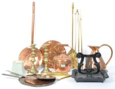 A COLLECTION OF VINTAGE BRASS & COPPER ITEMS