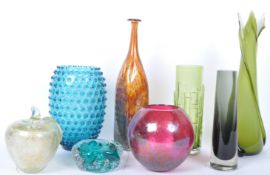A COLLECTION OF MID 20TH CENTURY STUDIO ART GLASS