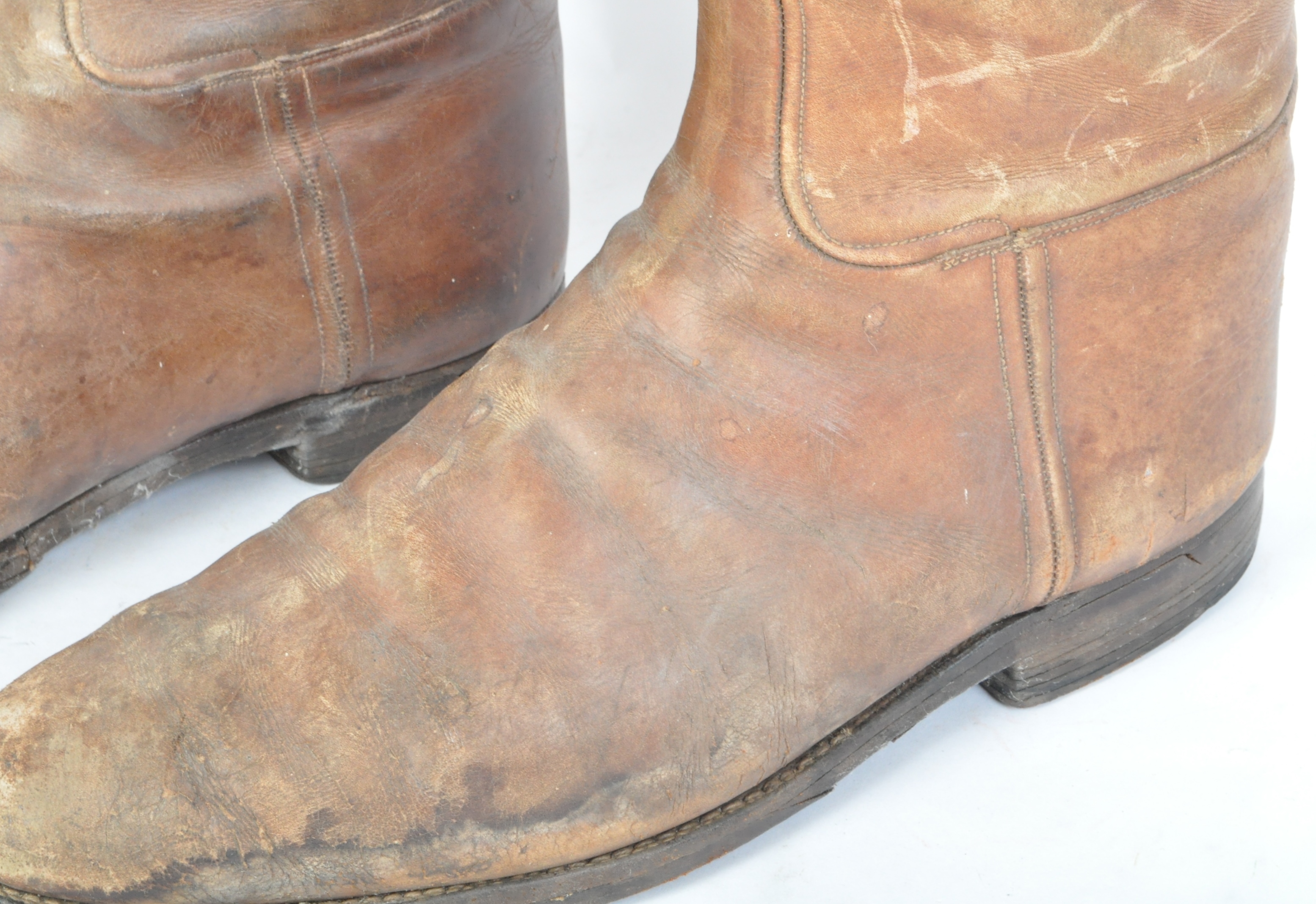 PAIR OF EDWARDIAN LEATHER RIDING BOOTS W/ WOOD SHOE TREES - Image 3 of 5