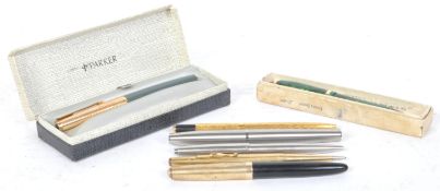 A COLLECTION OF VINTAGE FOUNTAIN PENS TO INCLUDE PARKER