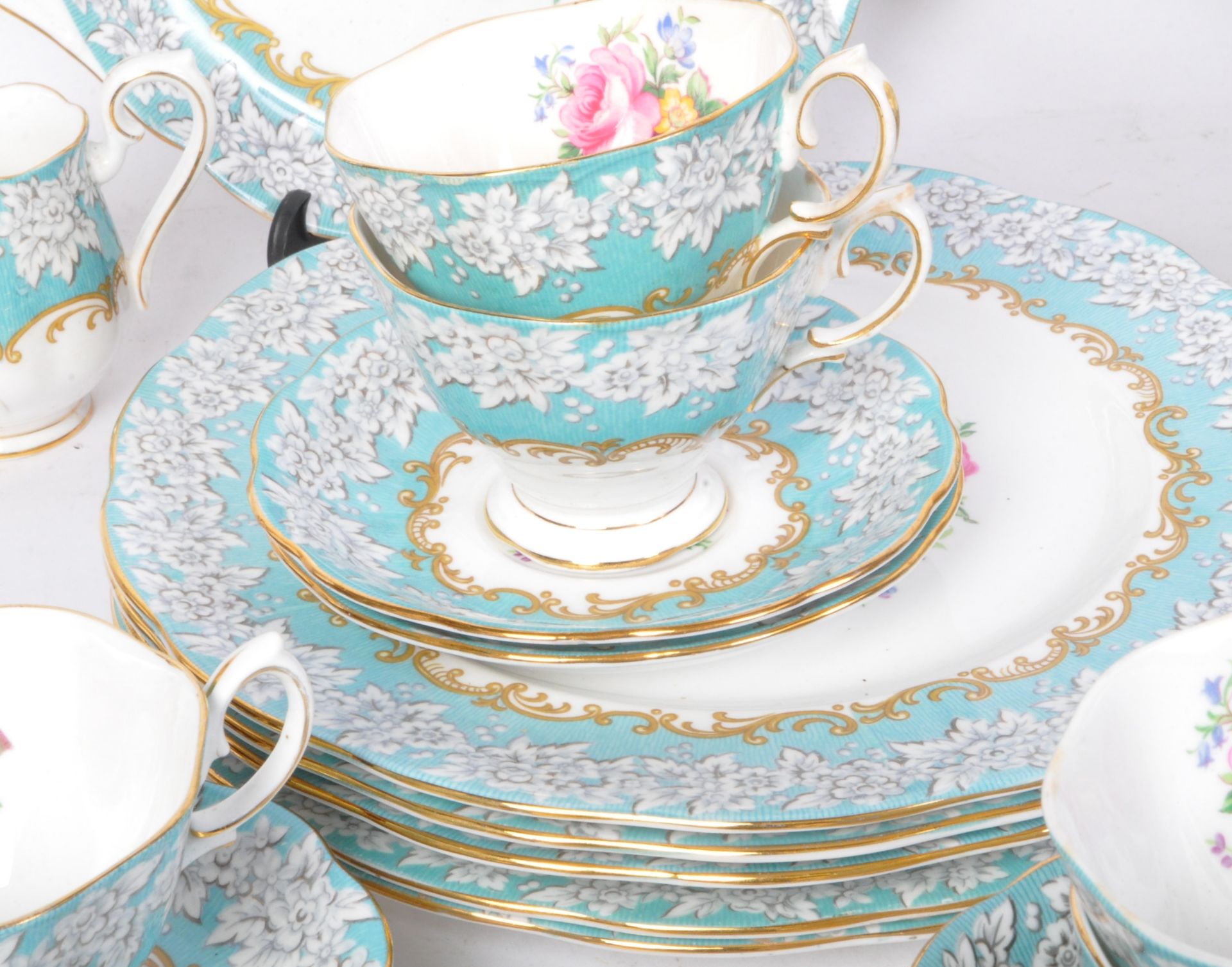 ROYAL ALBERT - ENCHANTMENT - BONE CHINA TEA SERVICE - Bild 2 aus 9