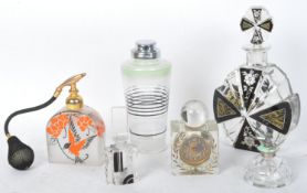 A COLLECTION OF ART DECO GLASSWARE