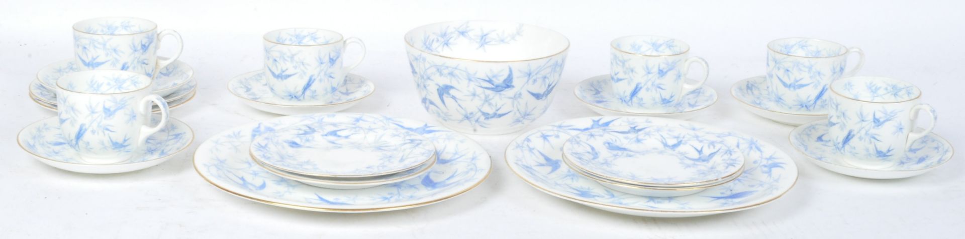 VINTAGE BONE CHINA BLUE & WHITE TEA SERVICE - Bild 2 aus 8