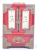 EARLY 20TH CENTURY CHINESE RED LACQUER JEWELLERY BOX