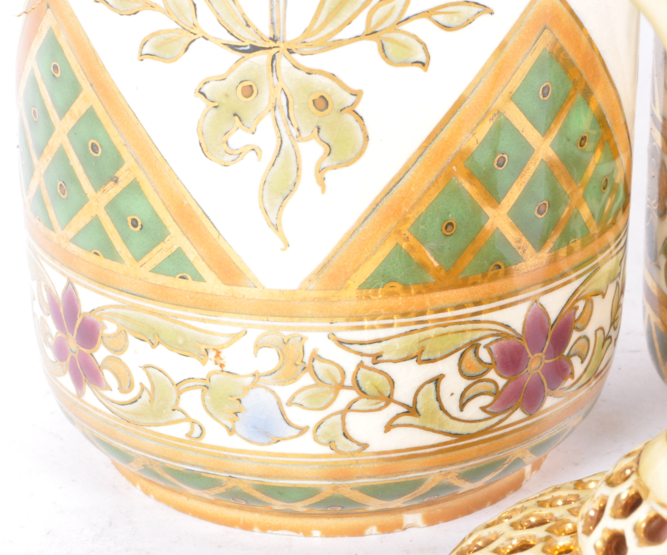 EARLY 20TH CENTURY ZSOLNAY PECS ART NOUVEAU VASES - Image 4 of 6