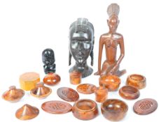 ASSORTMENT OF CARVED WOOD PIECES - MAJORITY AFRICAN & ITALIAN
