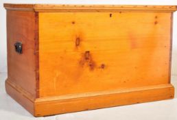 EARLY 20TH CENTURY PINE BLANKET BOX