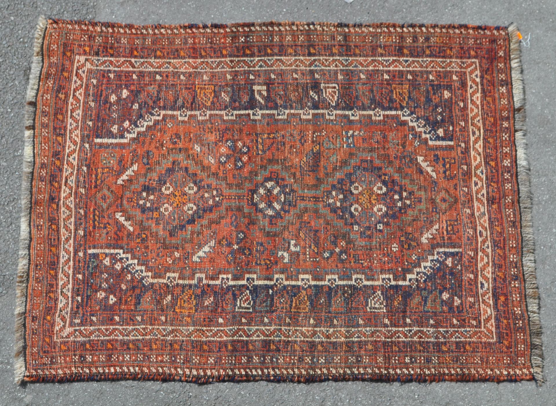 20TH CENTURY PERSIAN ISLAMIC SHIRAZ RUG CARPET - Bild 5 aus 5