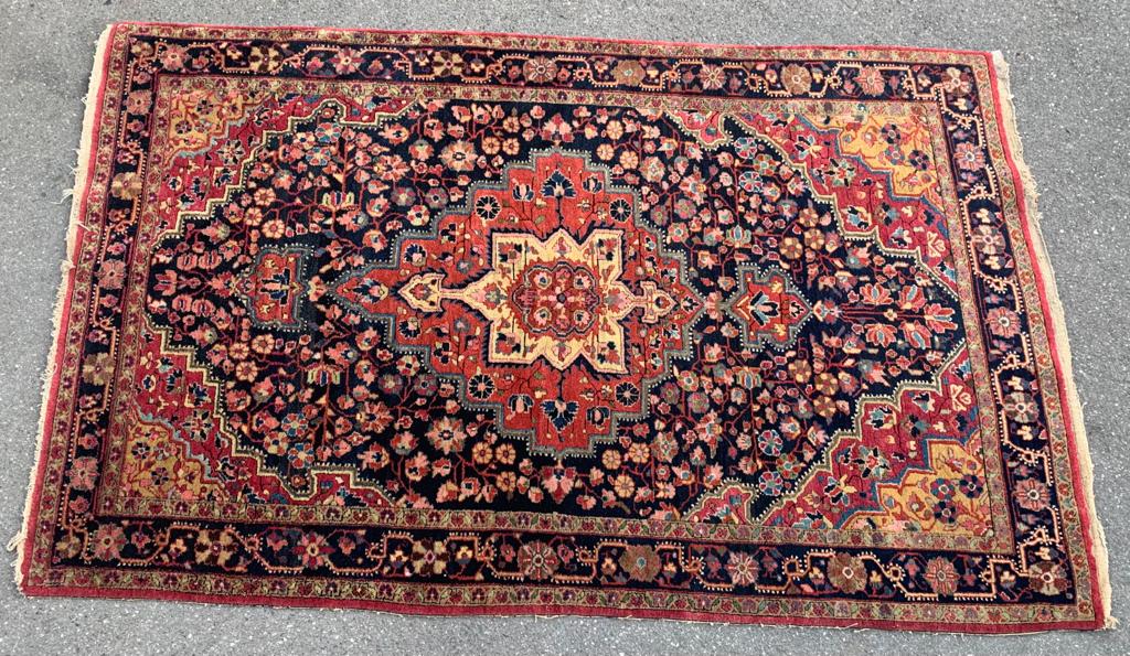 EARLY 20TH CENTURY PERISAN TABRIZ RUG