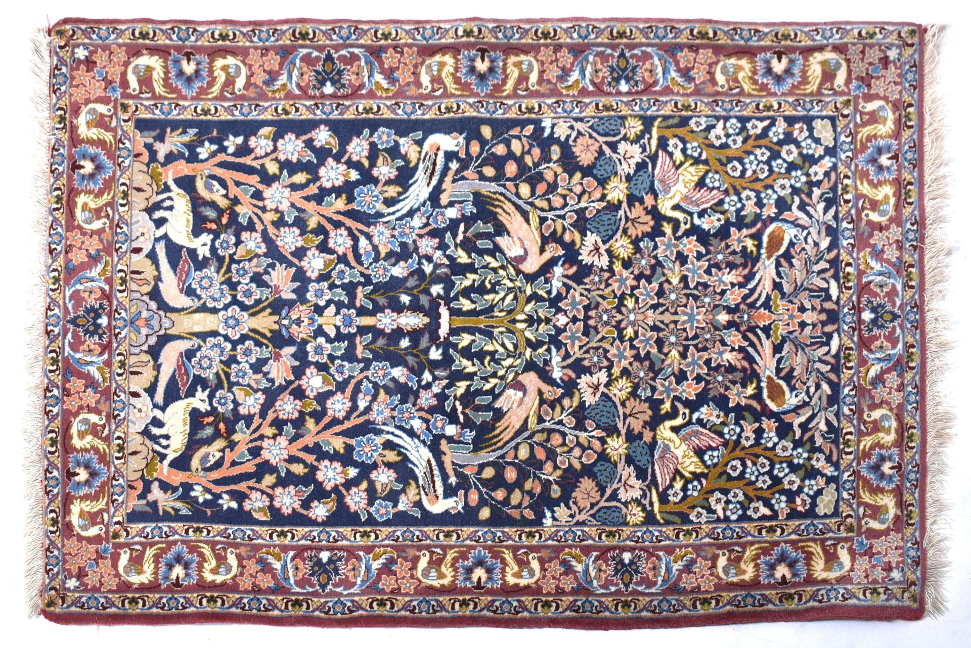 20TH CENTURY ISFAHAN FLOOR CARPET RUG