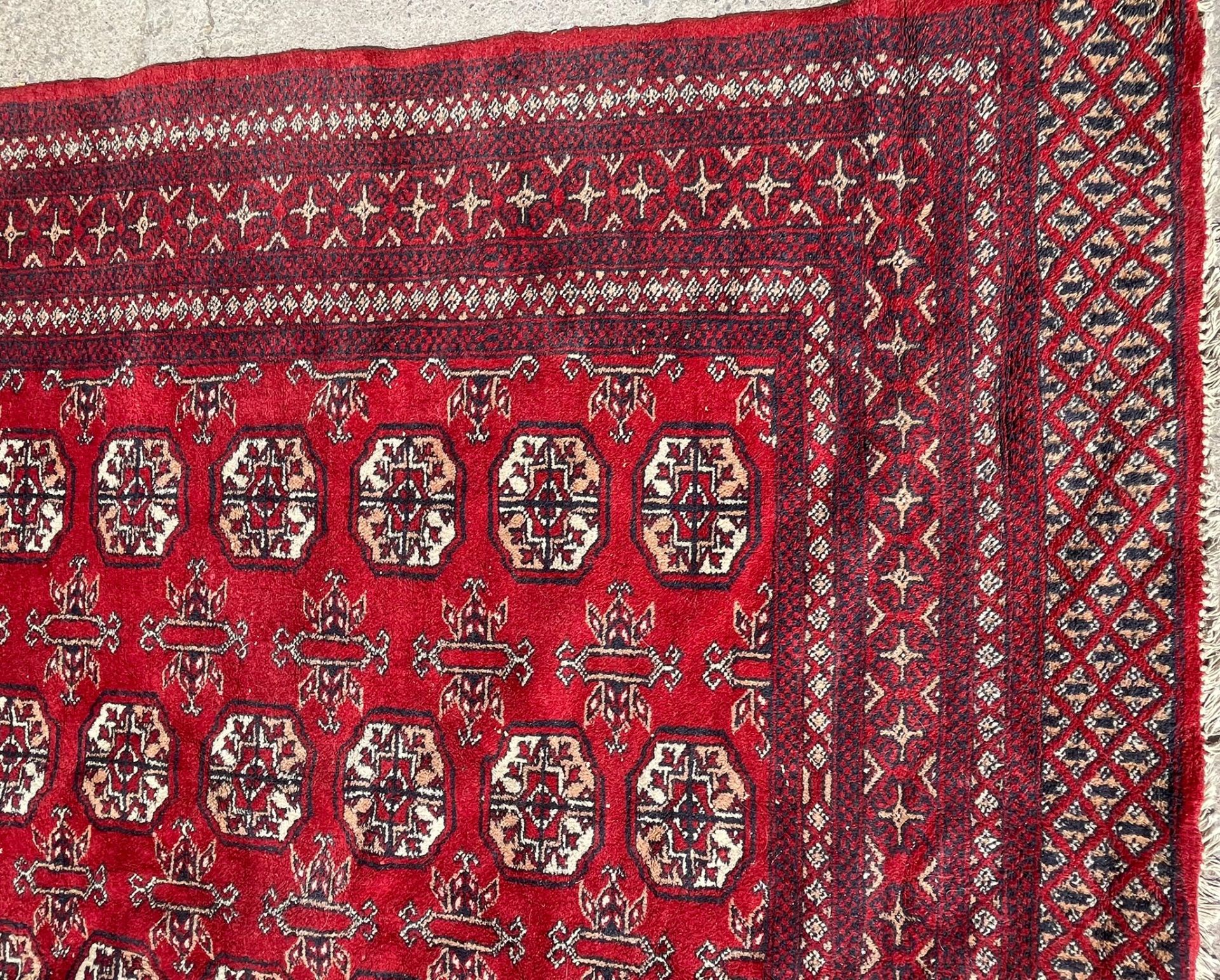 EARLY 20TH CENTURY PERSIAN TEKKE BOKHARA RUG - Bild 4 aus 4