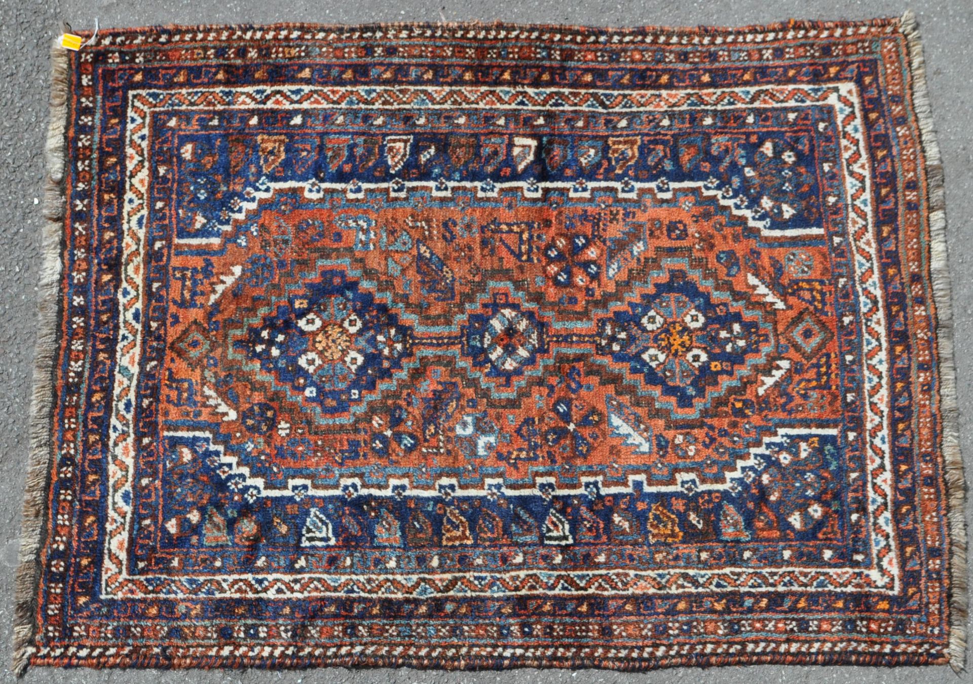 20TH CENTURY PERSIAN ISLAMIC SHIRAZ RUG CARPET