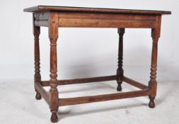 AN EARLY 20TH CENTURY OAK SIDE TABLE WITH GLASS TOP