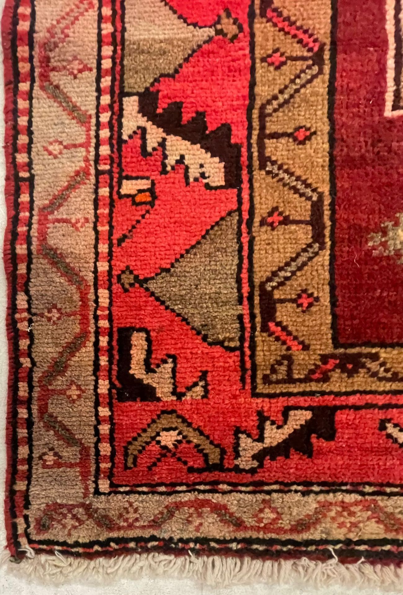 AN EARLY 20TH CENTURY PERSIAN ISLAMIC TAFRESH CARPET RUG - Bild 3 aus 4