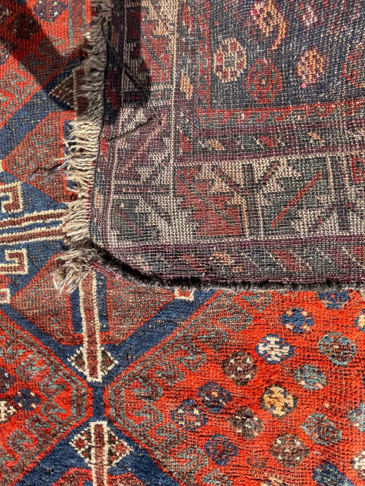 A PERSIAN ISLAMIC SHIRAZ RUG / CARPET - Bild 2 aus 4