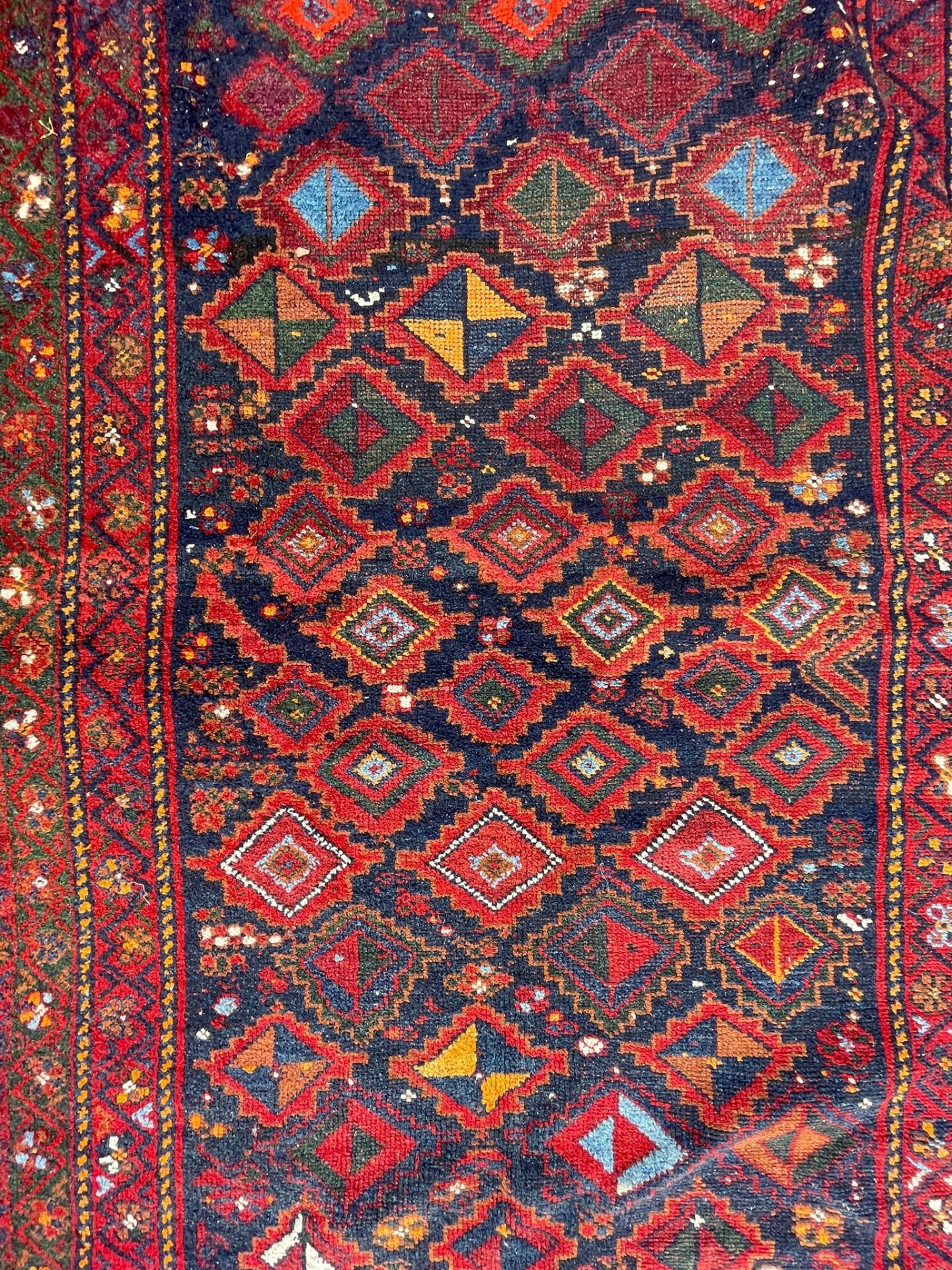 MID 20TH CENTURY PERSIAN ISLAMIC BACHITAR RUG - Bild 2 aus 4