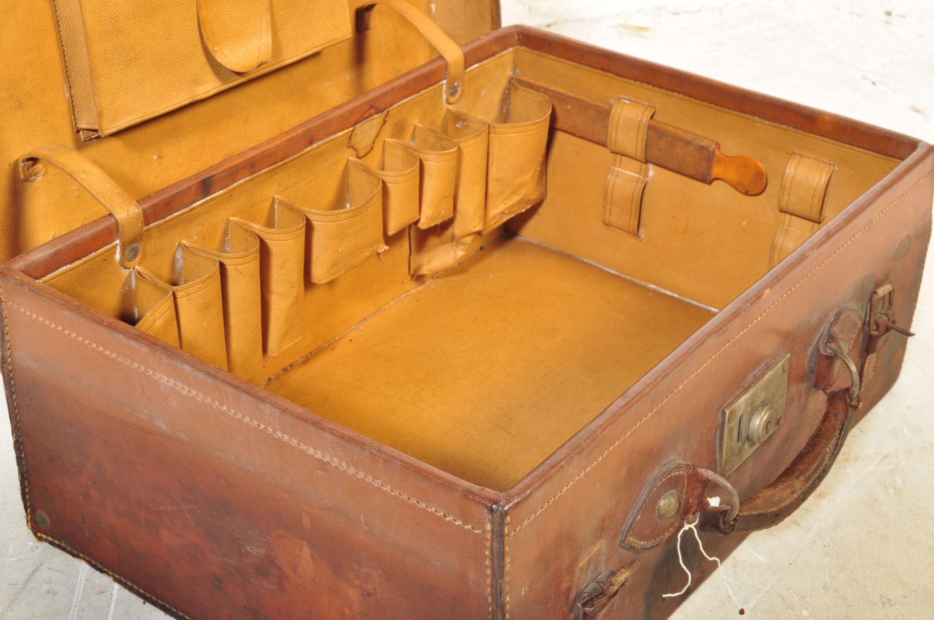 EDWARDIAN LEATHER FISHER 188 STRAND - LONDON LEATHER SUITCASE - Bild 5 aus 7