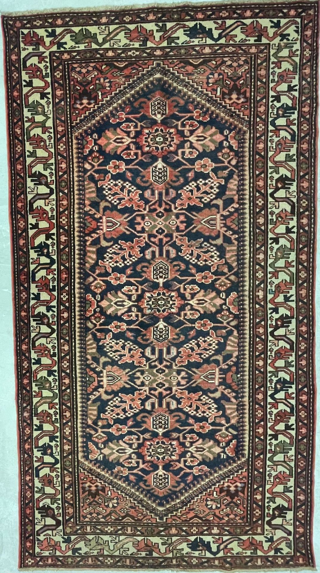 AN EARLY 20TH CENTURY PERSIAN ISLAMIC MALAYER FLOOR CARPET RUG