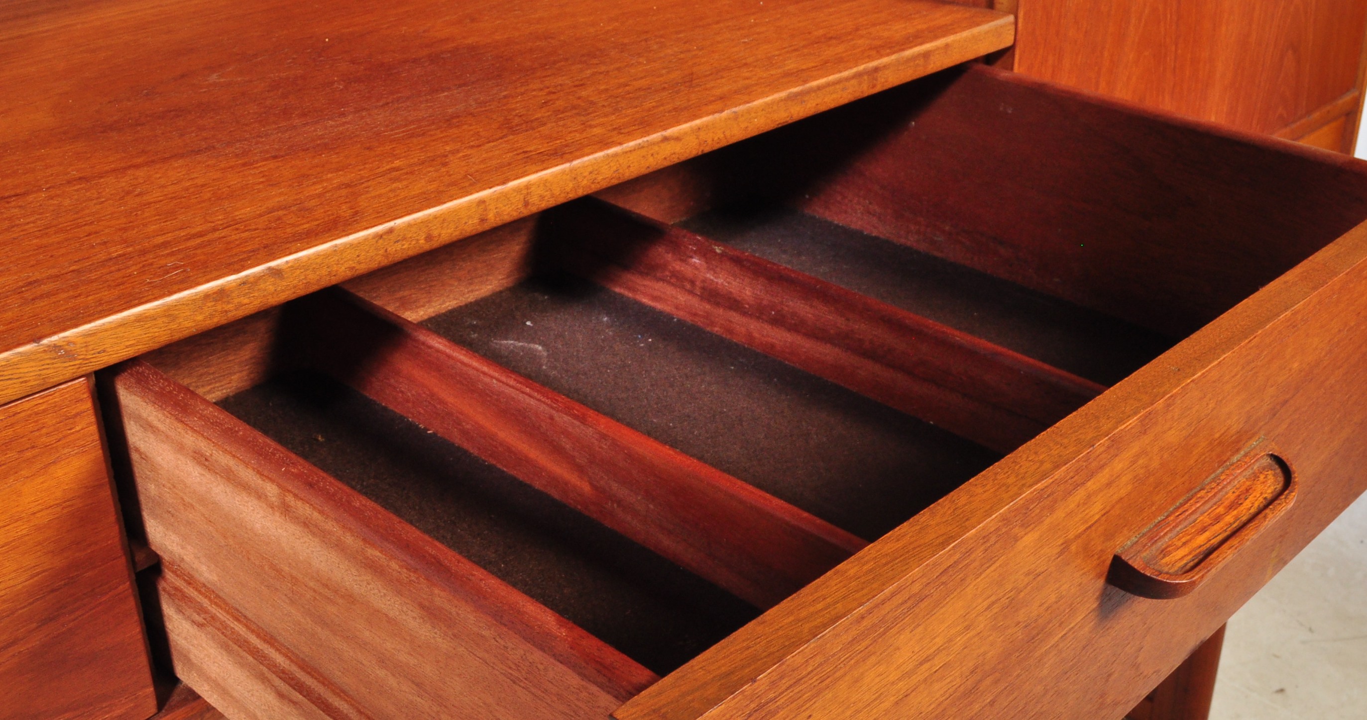 NATHAN FURNITURE - RETRO BRITISH DESIGN TEAK WOOD CREDENZA - Image 8 of 8