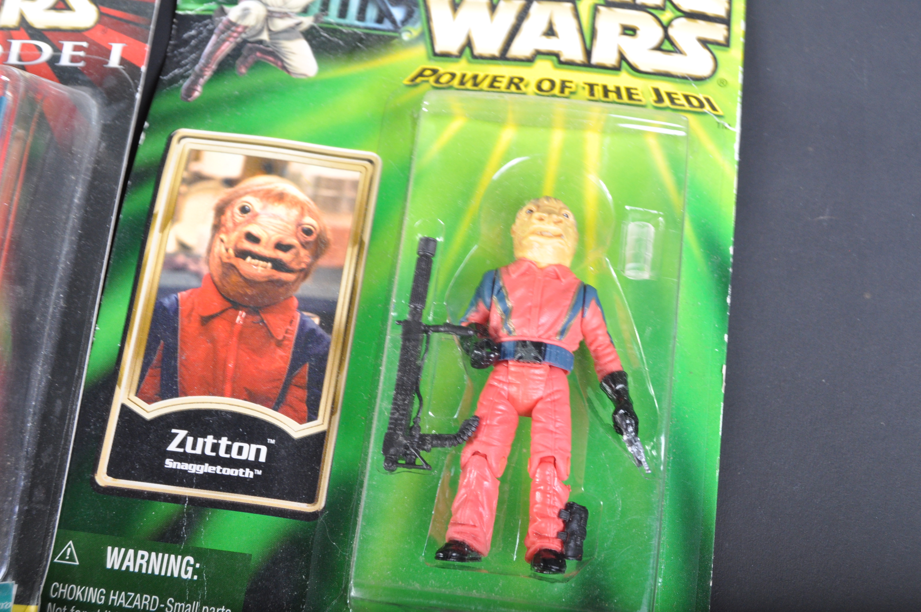 STAR WARS - COLLECTION OF ASSORTED CARDED FIGURES - Image 7 of 13