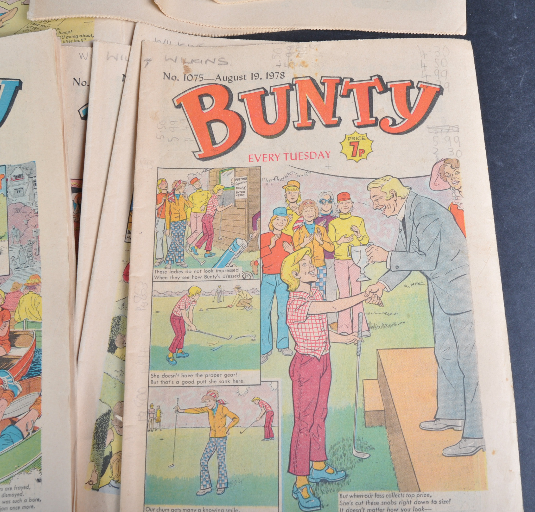 COLLECTION OF VINTAGE BRITISH BUNTY COMICS - Image 4 of 6