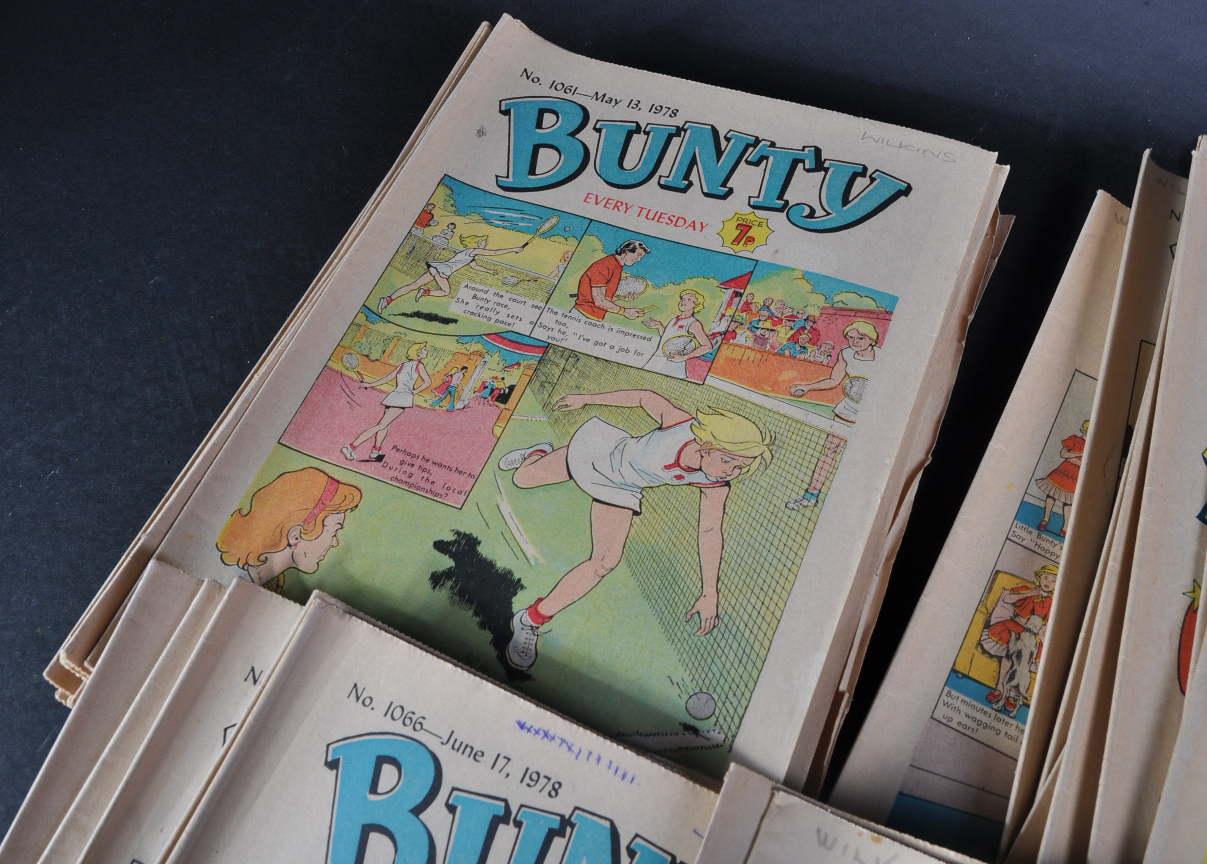 COLLECTION OF VINTAGE BRITISH BUNTY COMICS - Image 3 of 6