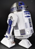 STAR WARS - BUILD YOUR OWN R2-D2 - LARGE SCALE ELECTRONIC MODEL