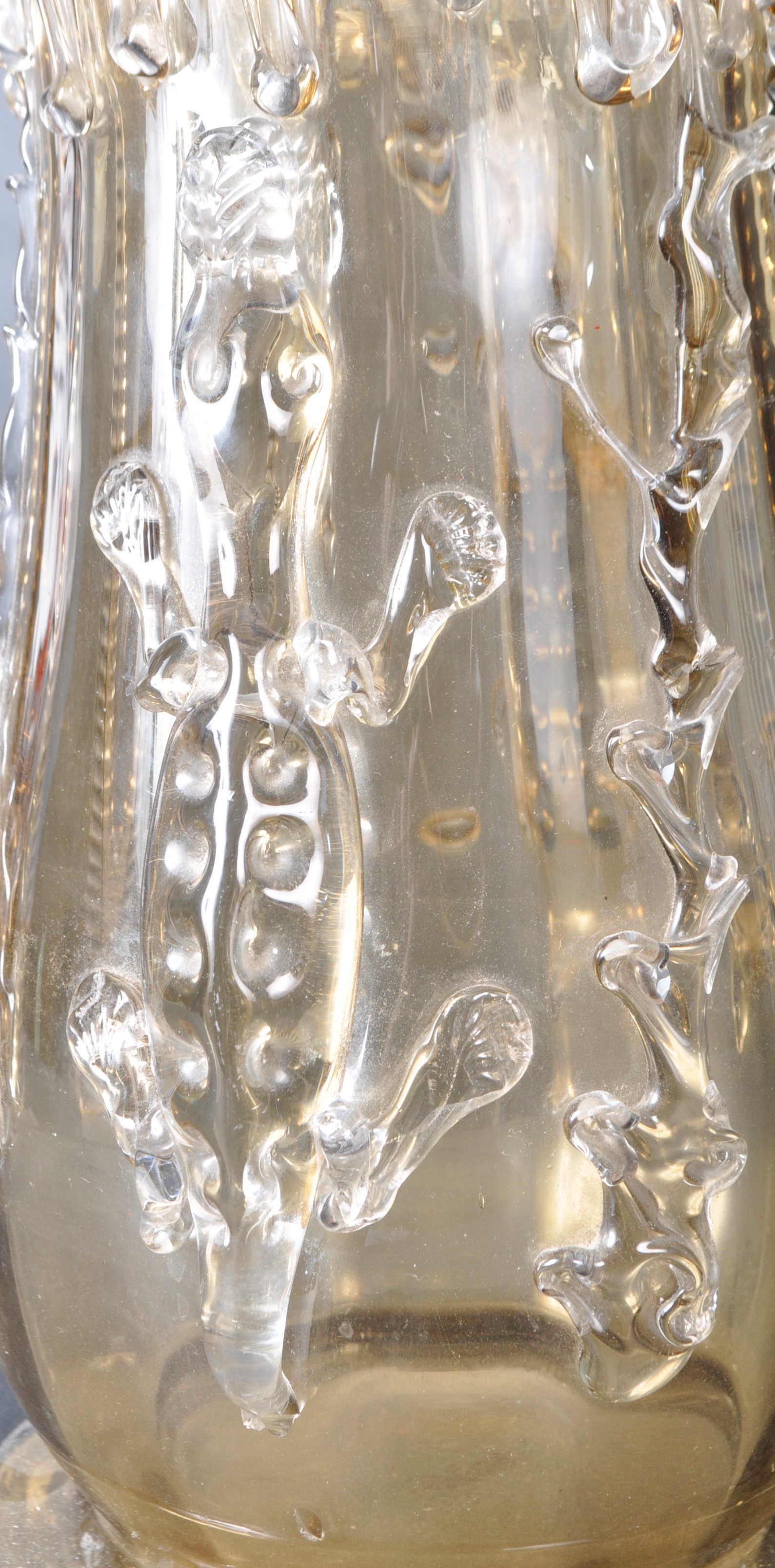 EARLY 20TH CENTURY MOSER SALAMANDER ART GLASS VASE - Image 3 of 4