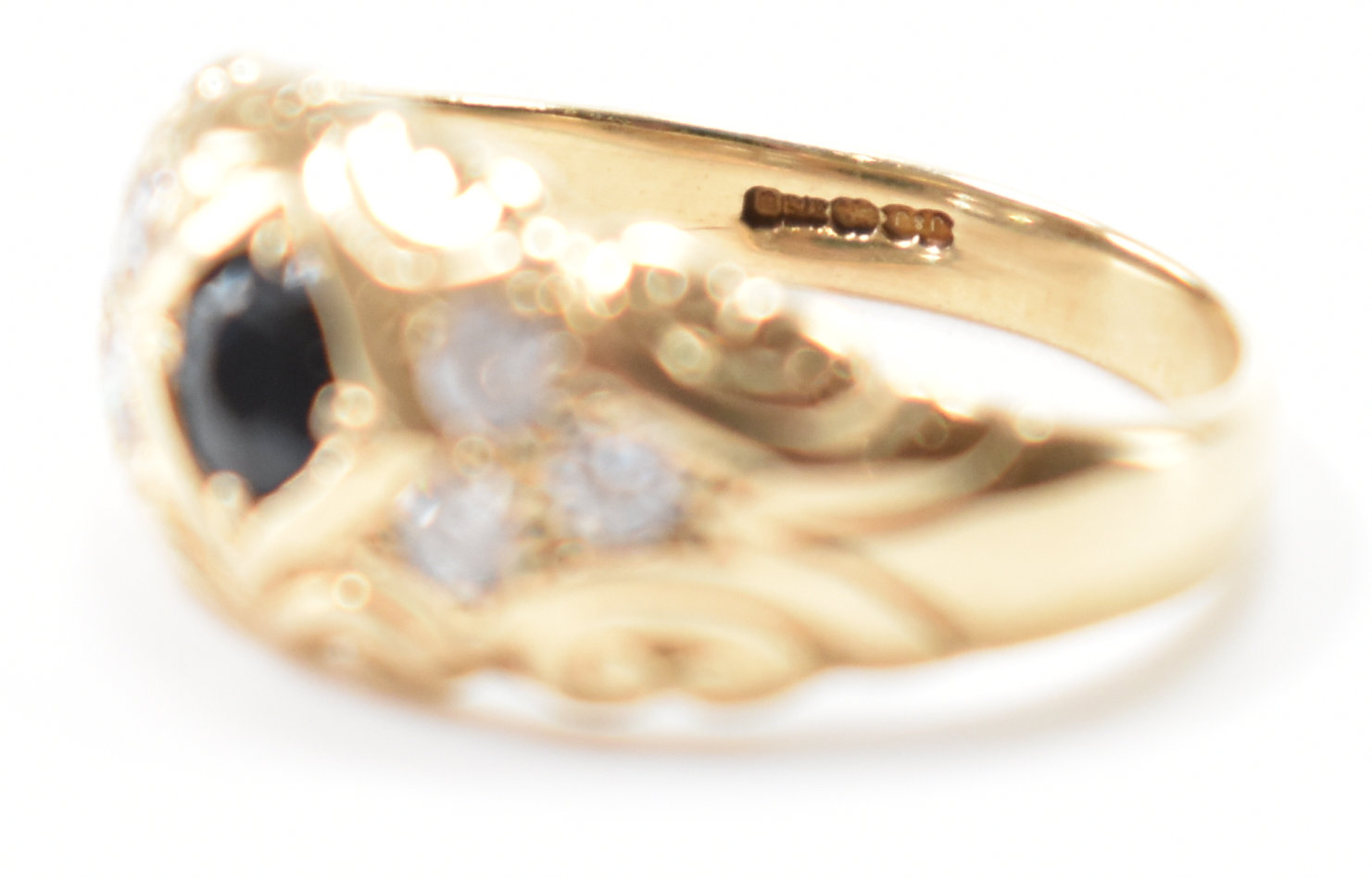 HALLMARKED 9CT GOLD SAPPHIRE & CZ RING - Image 6 of 8